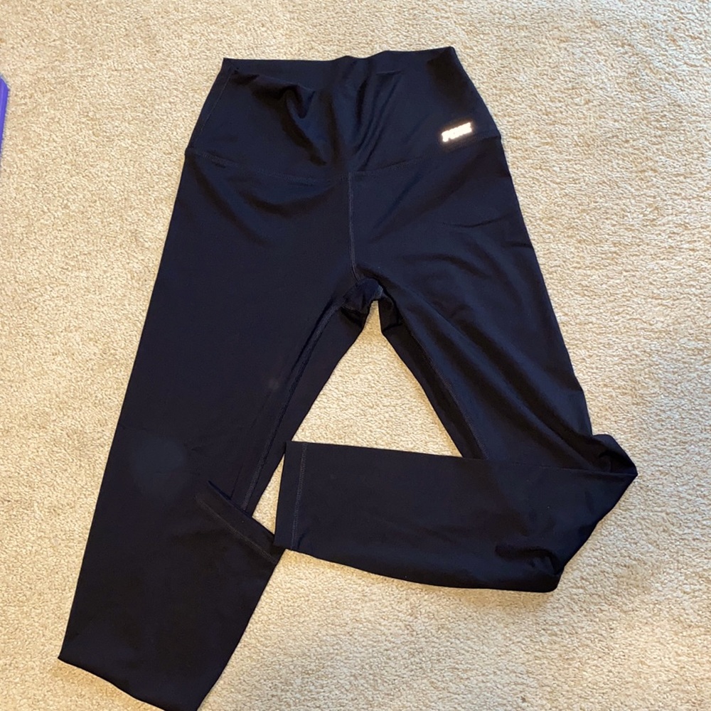 Victoria’s Secret Pink Ultimate legging